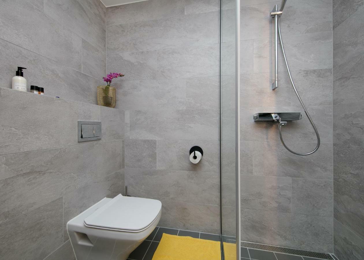 Tp City Apartment - City Center 탈린 외부 사진